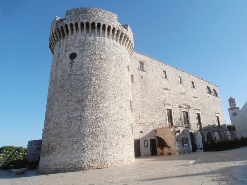 castello-di-Conversano